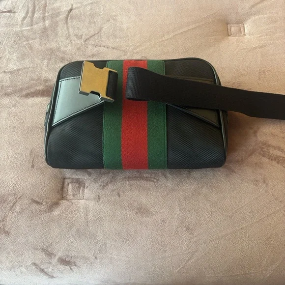 Gucci Black Belt Bag with Red and Green Web Stripe - Picture 2 of 5